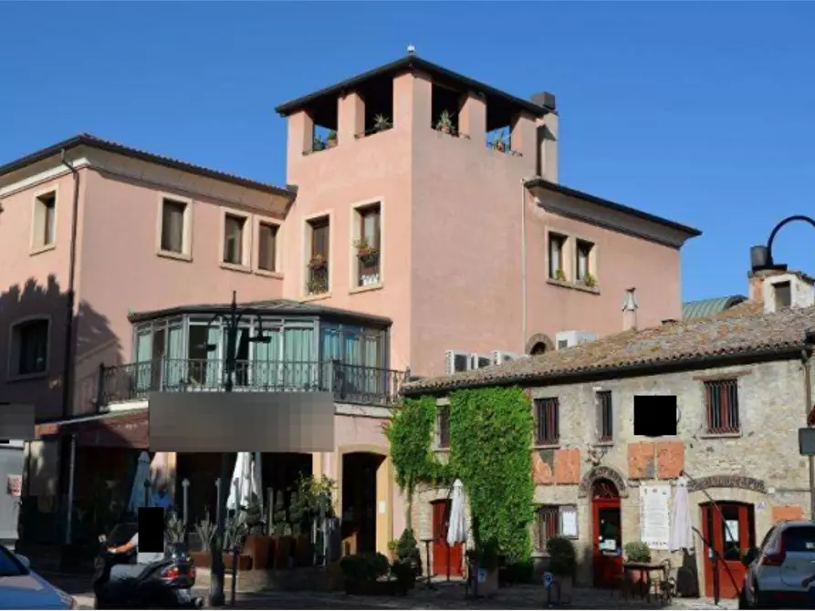 Immagine 1 di Negozio in vendita  in Via Casale a Verucchio