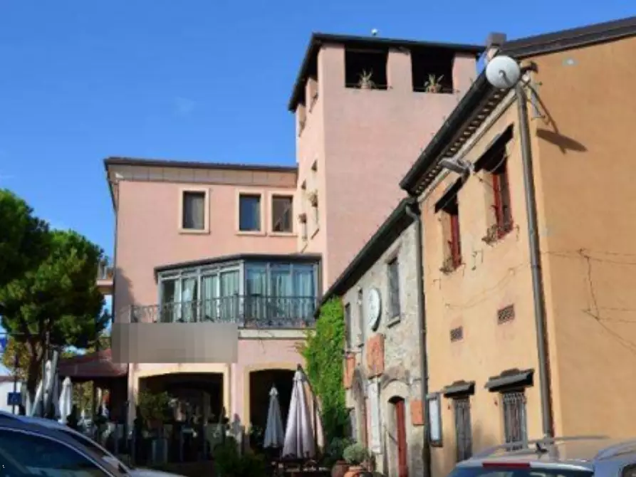 Immagine 2 di Negozio in vendita  in Via Casale a Verucchio