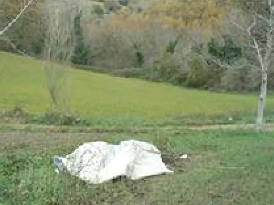 Immagine 17 di Villa in vendita  in Via Valle Fuini a Tavoleto