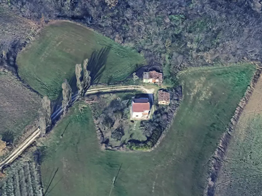 Immagine 26 di Villa in vendita  in Via Valle Fuini a Tavoleto