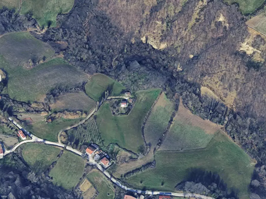 Immagine 28 di Villa in vendita  in Via Valle Fuini a Tavoleto