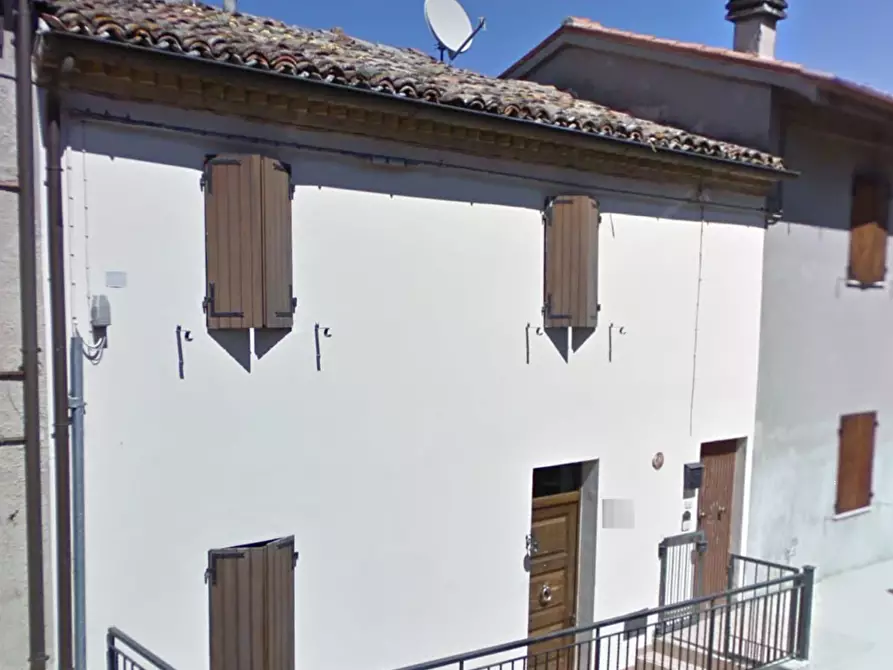 Immagine 12 di Porzione di casa in vendita  in Via Della Pieve  a Cartoceto