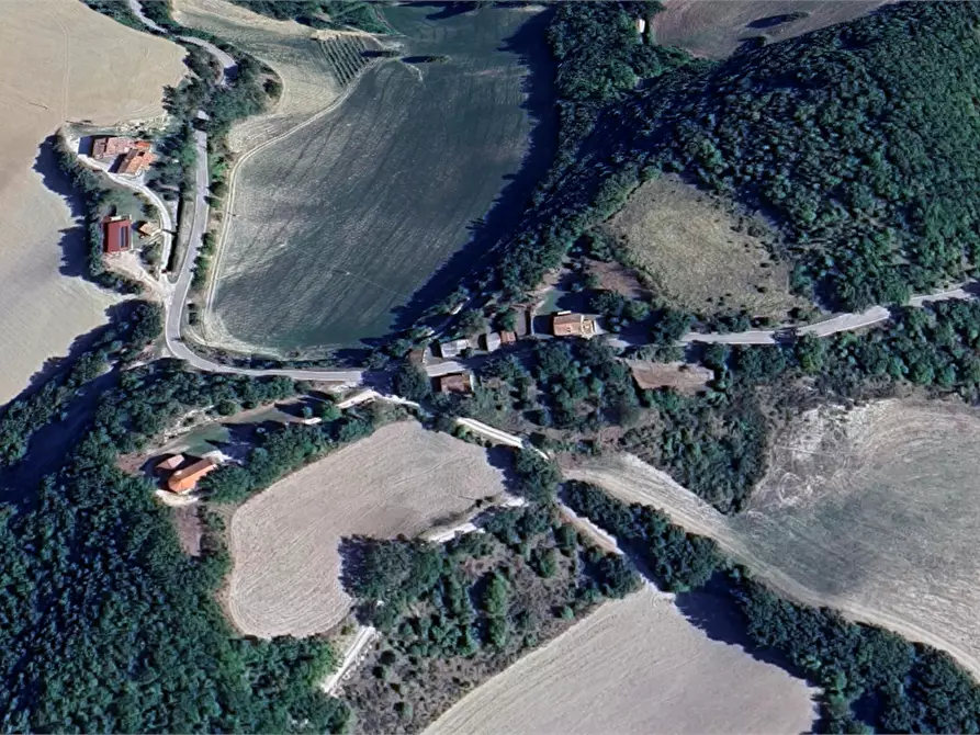 Immagine 5 di Rustico / casale in vendita  in Via Avorio a Urbino