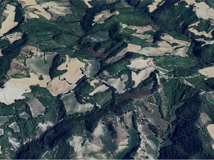 Immagine 8 di Rustico / casale in vendita  in Via Avorio a Urbino