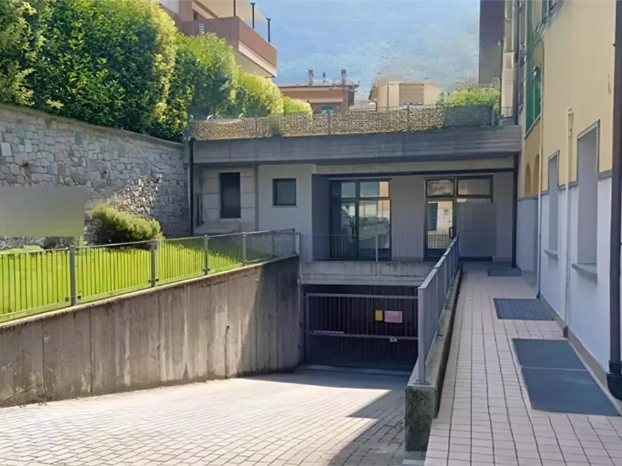 Immagine 8 di Negozio in vendita  in Via Mandalossa a Pisogne