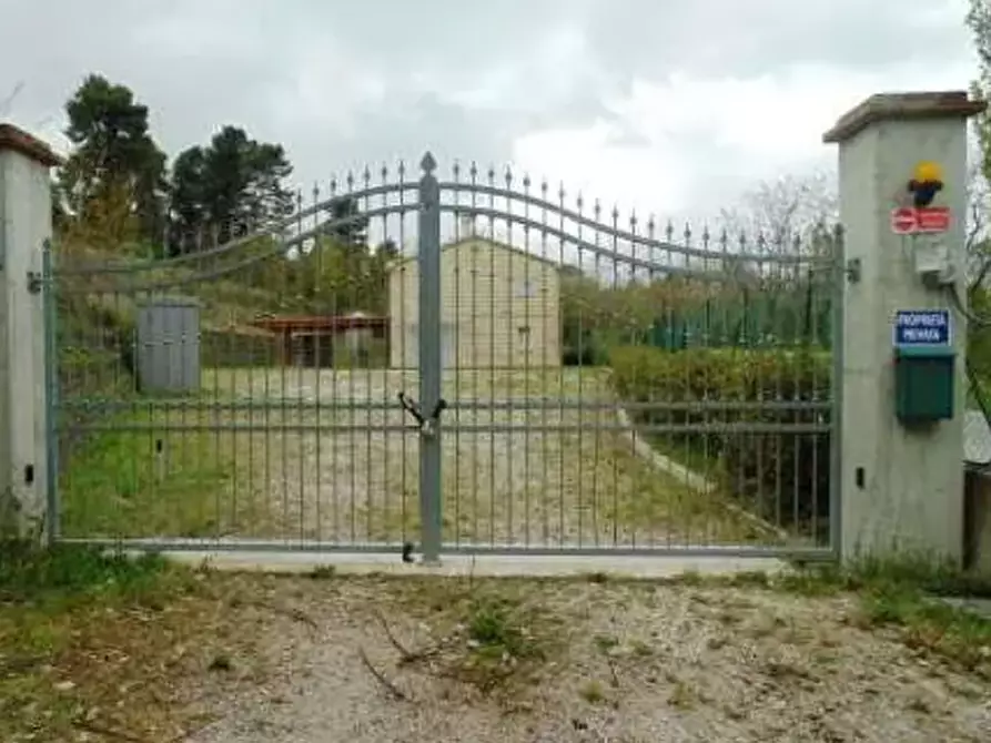 Immagine 12 di Capannone industriale in vendita  in Via Romagnoli  a Mombaroccio