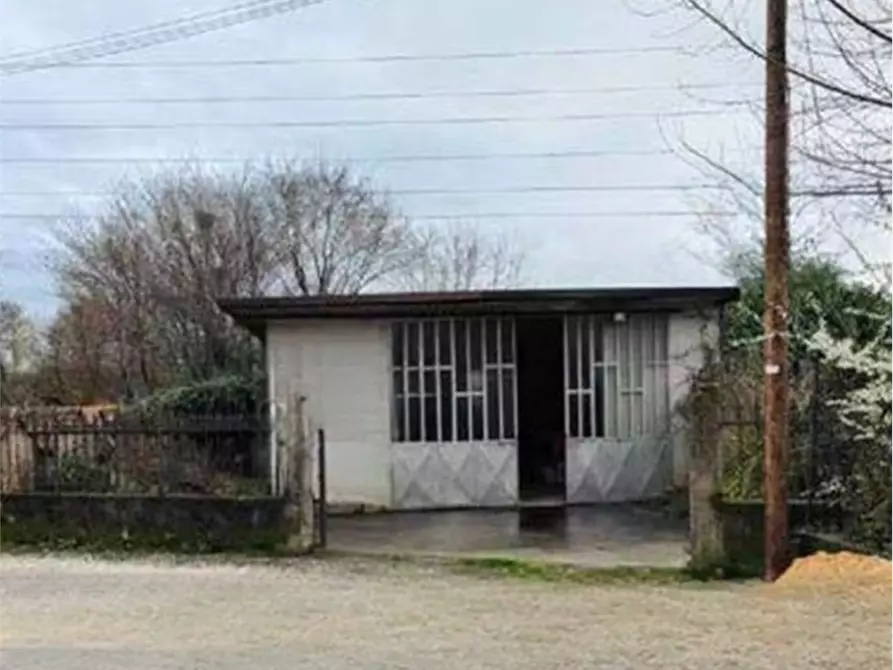 Immagine 1 di Magazzino in vendita  in Via Goito a Calcinato