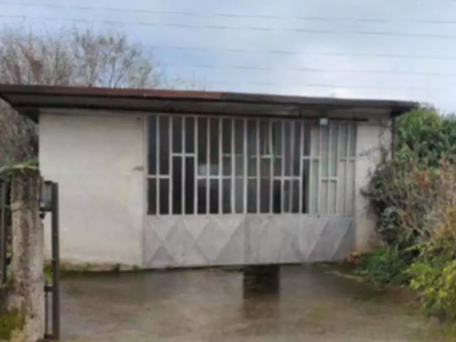 Immagine 2 di Magazzino in vendita  in Via Goito a Calcinato