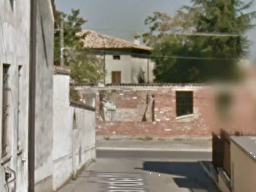 Immagine 15 di Appartamento in vendita  in Via Giuseppe Zanardelli a Fiesse