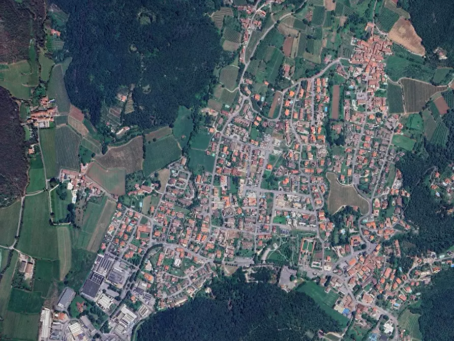 Immagine 4 di Posto auto in vendita  in Via G. Impastato a Monticelli Brusati