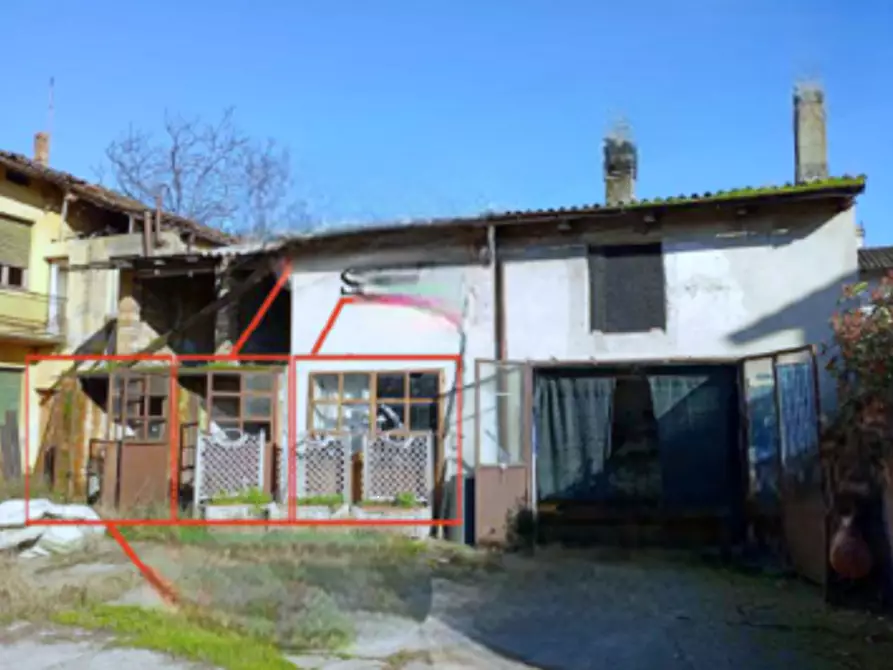Immagine 1 di Garage in vendita  in Via Giuseppe Zanardelli a Fiesse
