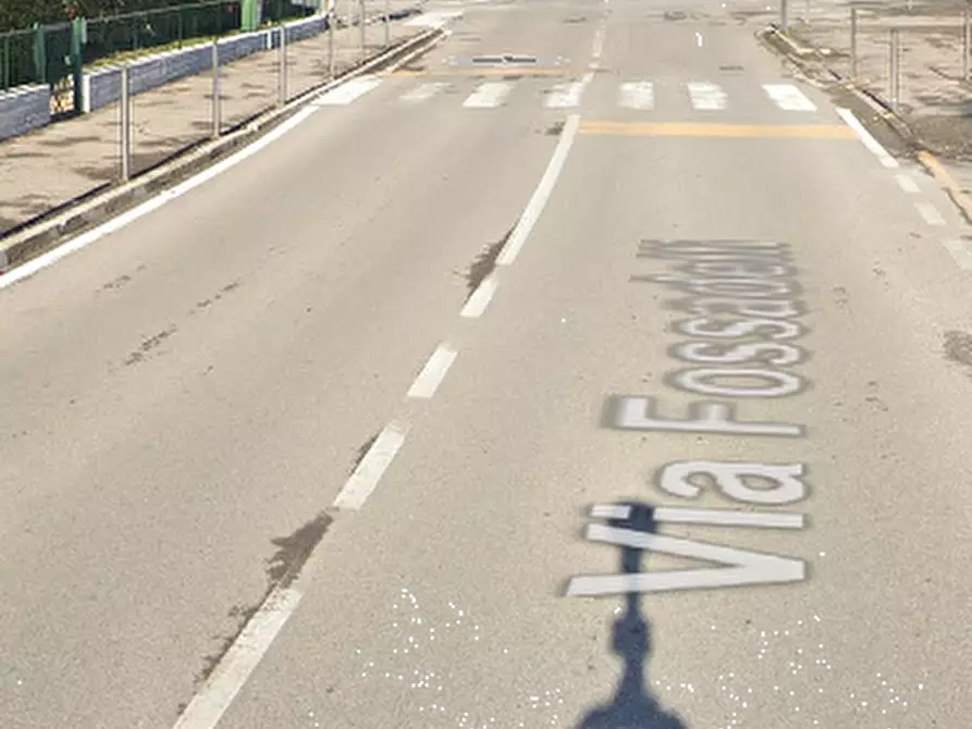 Immagine 9 di Posto auto in vendita  in via Fossadelli a Monticelli Brusati