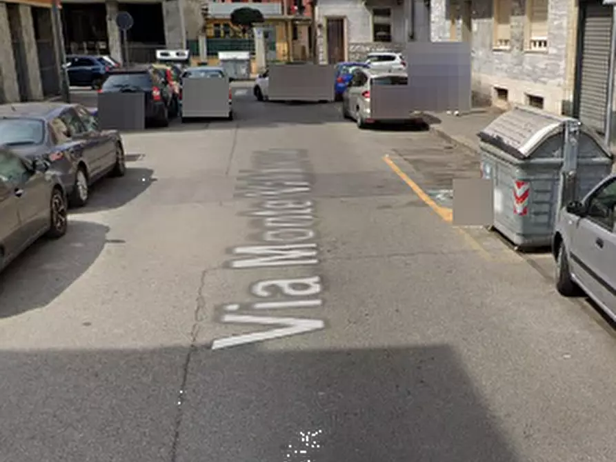 Immagine 2 di Appartamento in vendita  in Via Monte Valderoa a Torino