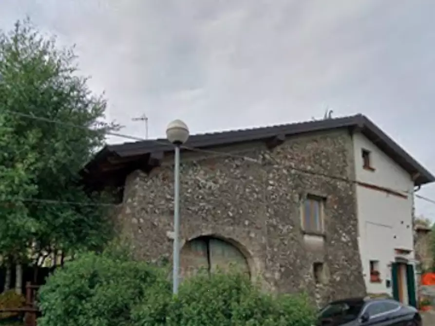 Immagine 5 di Porzione di casa in vendita  in Via Villa a Serle