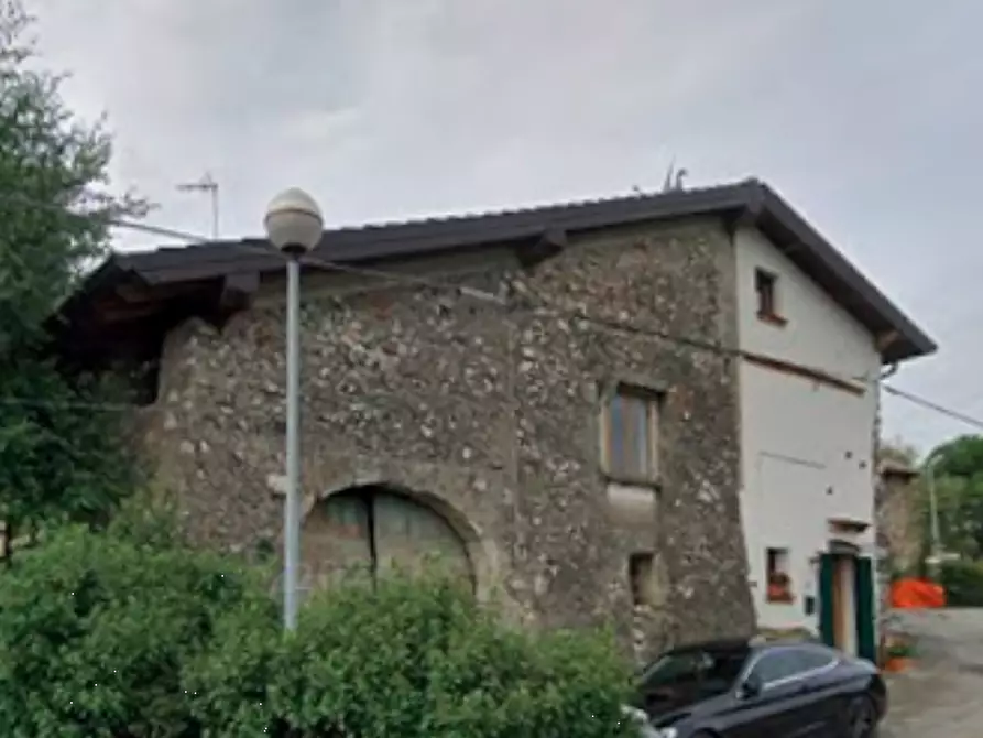 Immagine 10 di Porzione di casa in vendita  in Via Villa a Serle