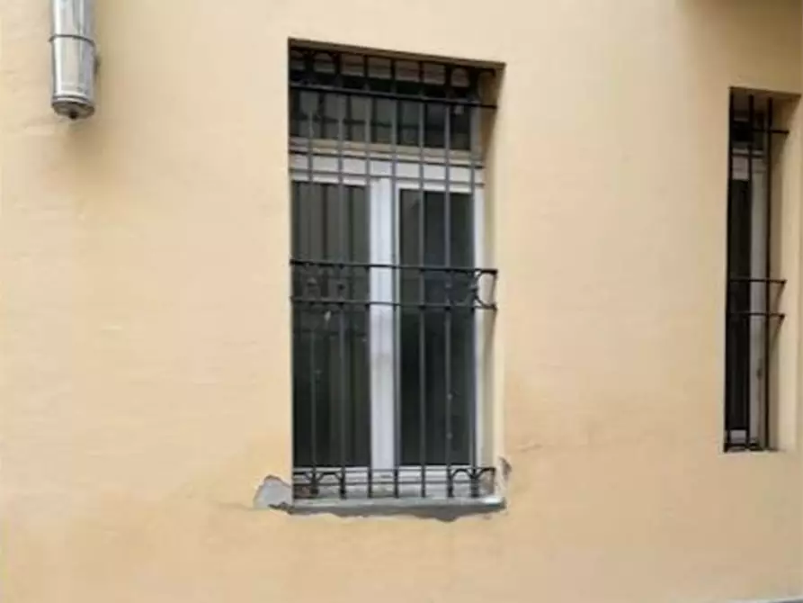 Immagine 4 di Negozio in vendita  in Via Zara  a Brescia