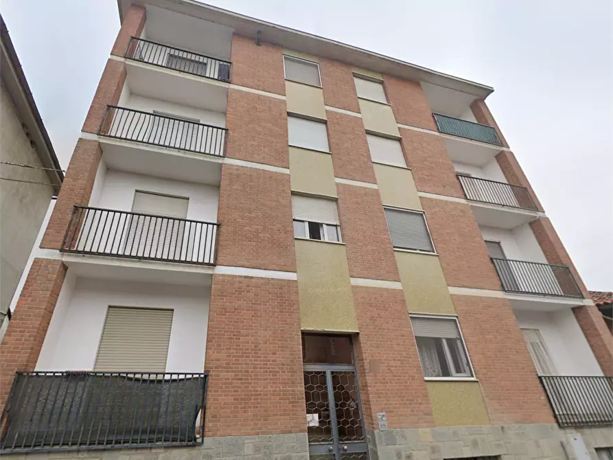 Immagine 10 di Appartamento in vendita  in Via Vittorio Veneto a Riva Presso Chieri