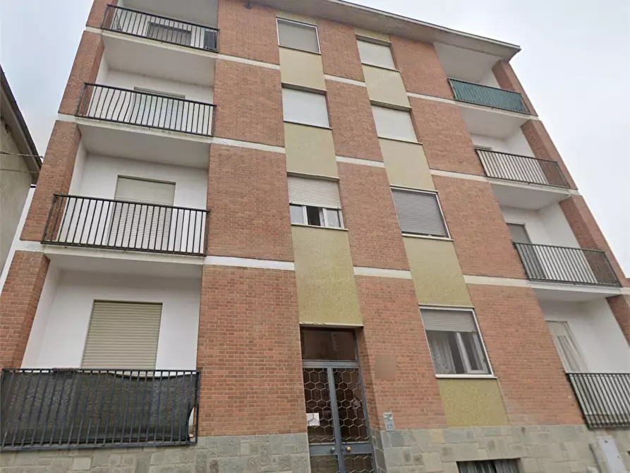 Immagine 11 di Appartamento in vendita  in Via Vittorio Veneto a Riva Presso Chieri