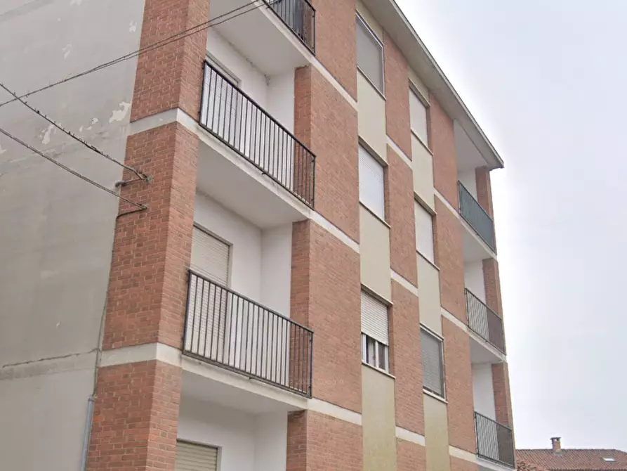 Immagine 12 di Appartamento in vendita  in Via Vittorio Veneto a Riva Presso Chieri