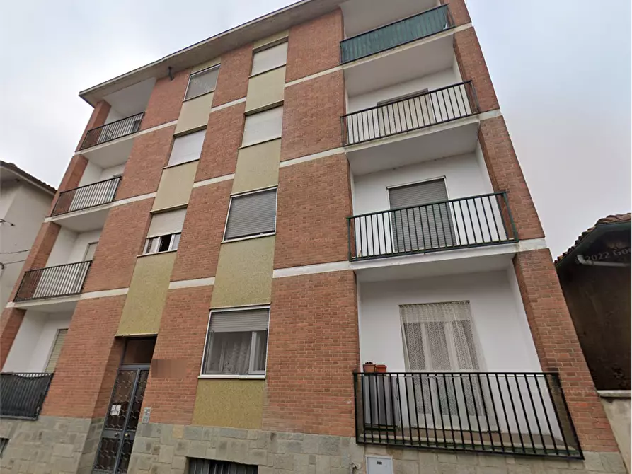 Immagine 13 di Appartamento in vendita  in Via Vittorio Veneto a Riva Presso Chieri