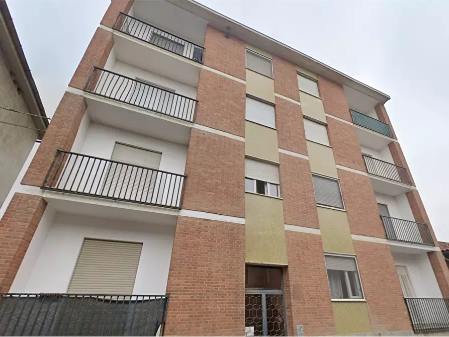 Immagine 15 di Appartamento in vendita  in Via Vittorio Veneto a Riva Presso Chieri