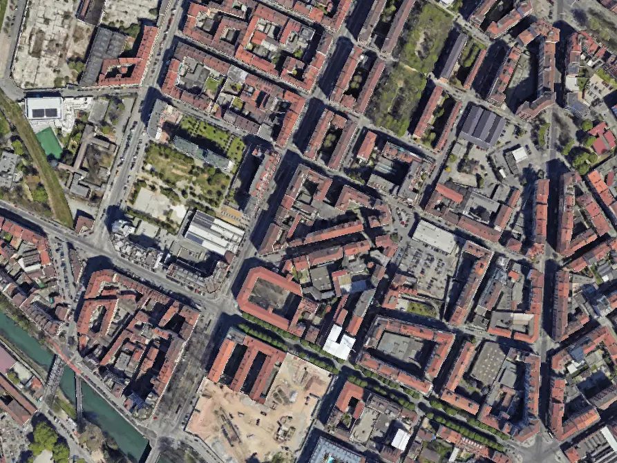 Immagine 2 di Negozio in vendita  in Corso Giulio Cesare a Torino