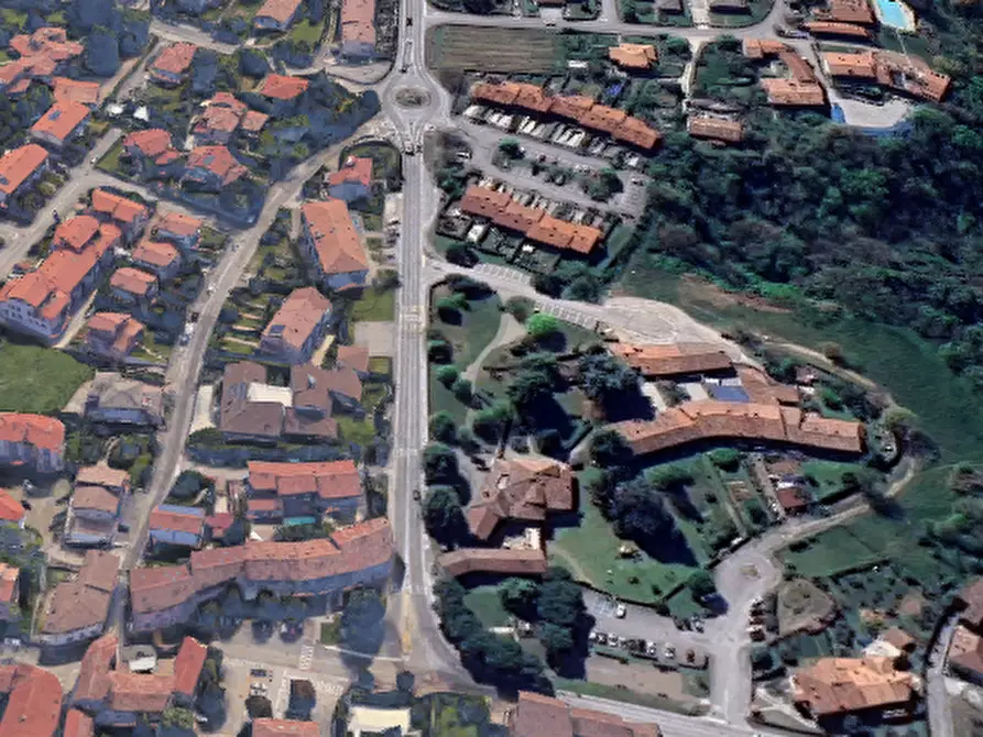 Immagine 11 di Negozio in vendita  in Via Vittorio Veneto  a Calvagese Della Riviera