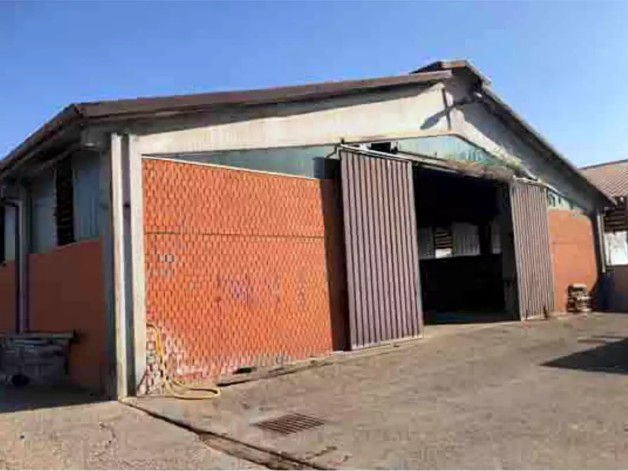 Immagine 1 di Capannone industriale in vendita  in Via Guglielmo Marconi a Berlingo