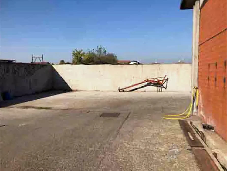 Immagine 4 di Capannone industriale in vendita  in Via Guglielmo Marconi a Berlingo