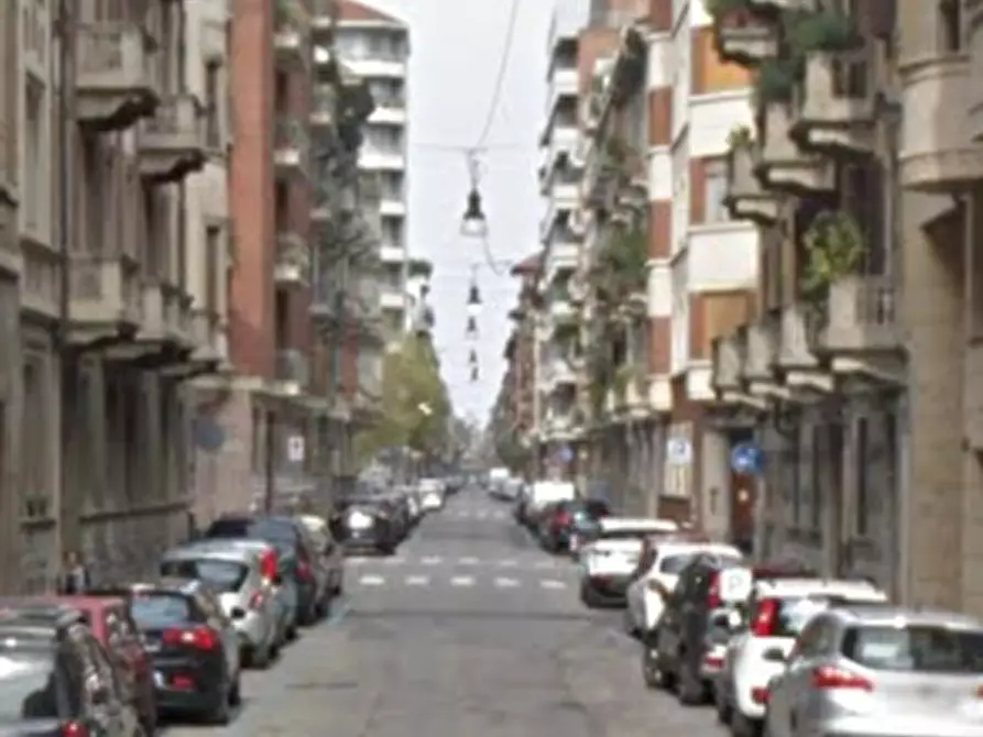 Immagine 12 di Appartamento in vendita  in Via Massena a Torino