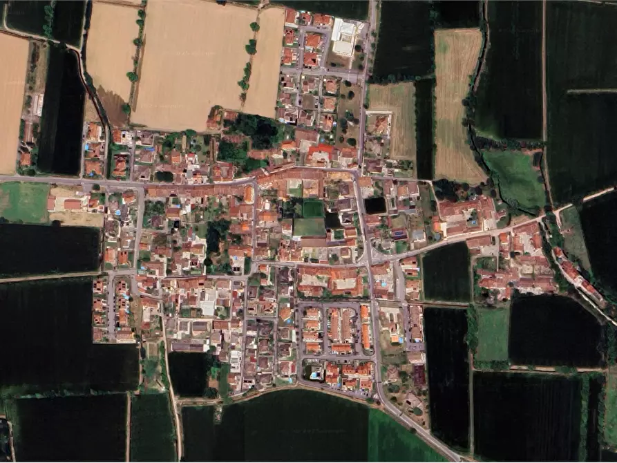 Immagine 15 di Appartamento in vendita  in Via Giuseppe Mazzini a Dello