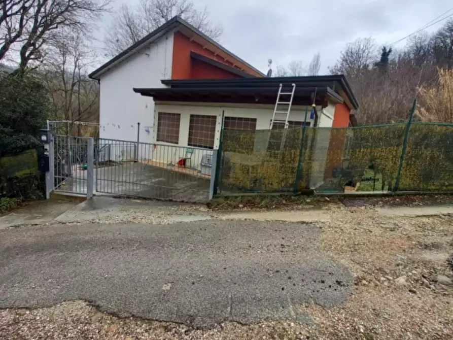 Immagine 1 di Appartamento in vendita  in Via Torricella a Mercatino Conca