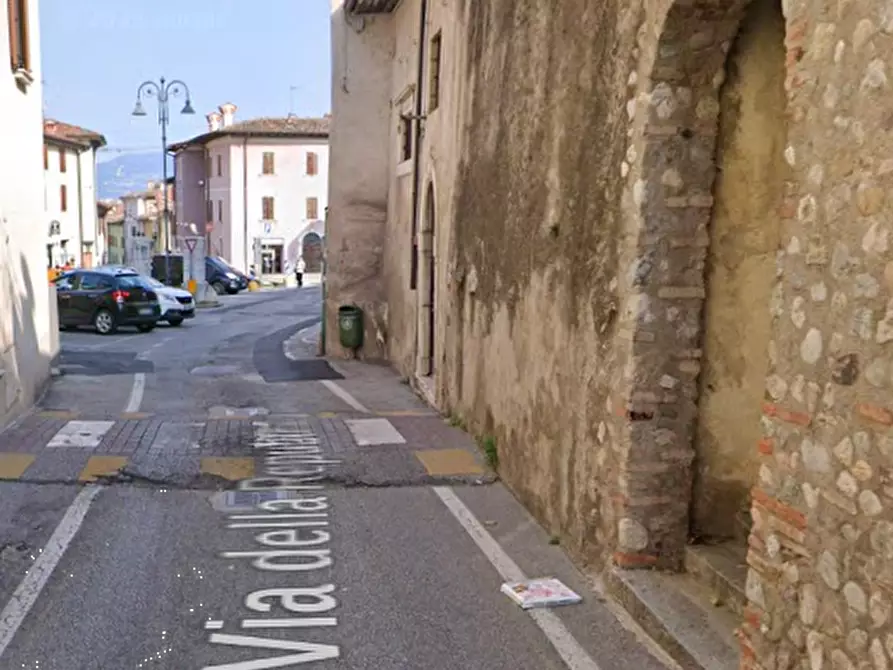 Immagine 16 di Appartamento in vendita  in Via Campana di Sotto a Lonato del Garda