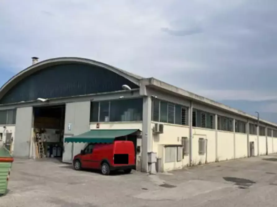 Immagine 1 di Capannone industriale in vendita  in Via G. Brodolini a Montelabbate