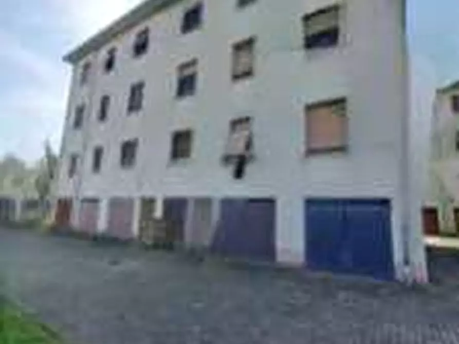 Immagine 11 di Appartamento in vendita  in Via I Maggio a Torrile