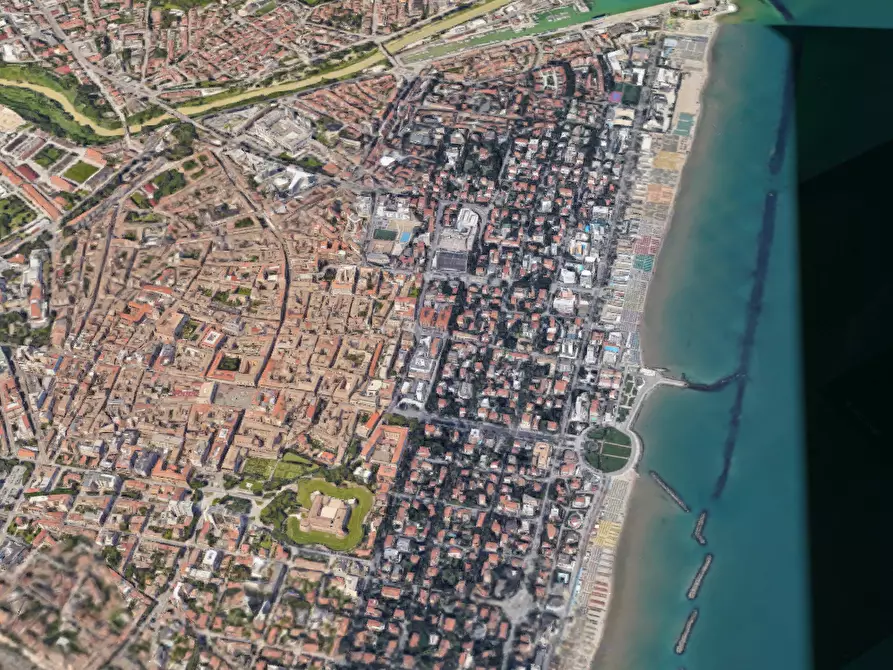 Immagine 11 di Ufficio in vendita  in Viale Dei Partigiani a Pesaro