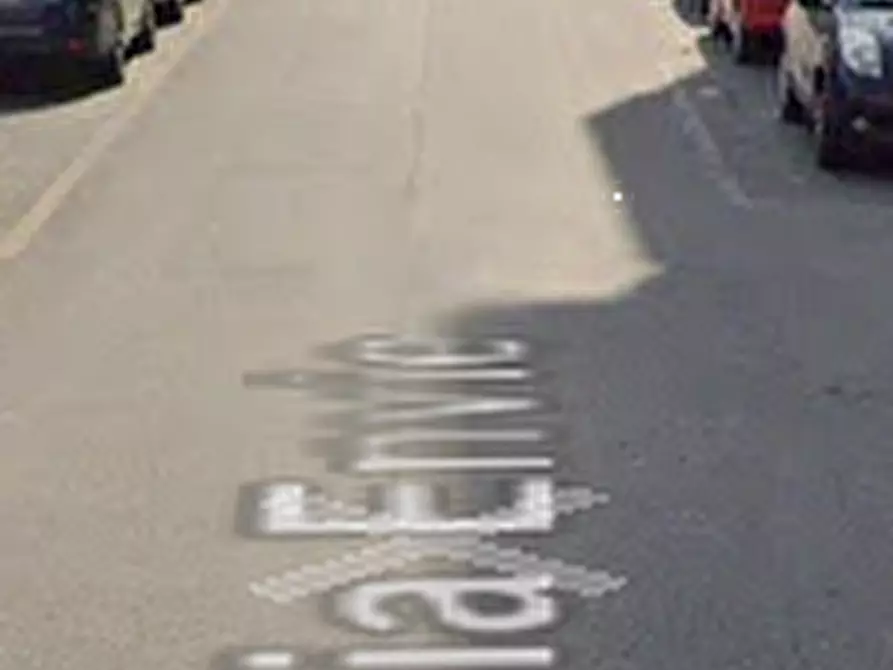 Immagine 6 di Garage in vendita  in Via Envie a Torino