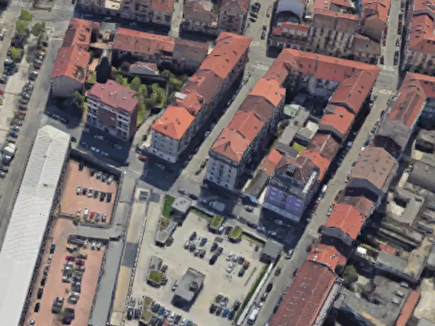 Immagine 7 di Garage in vendita  in Via Envie a Torino