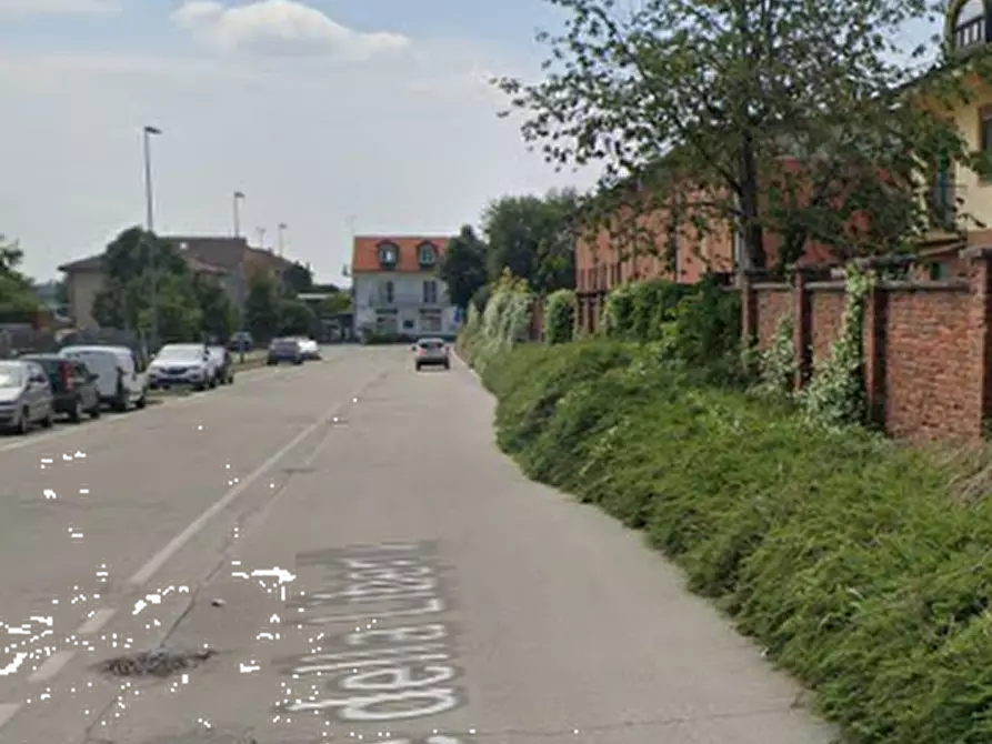 Immagine 7 di Stabile in vendita  in Viale della Libertà a Carmagnola