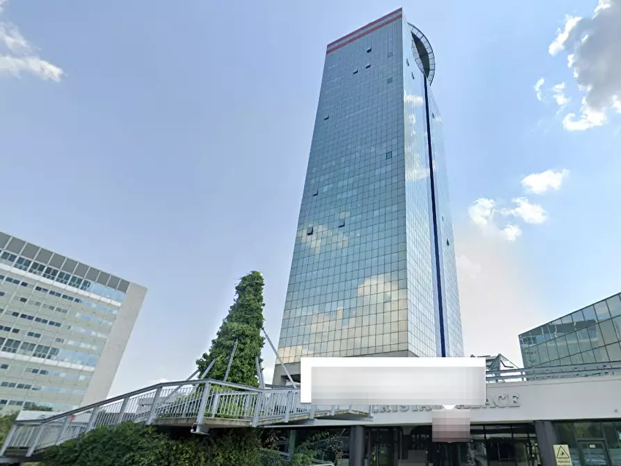 Immagine 3 di Ufficio in vendita  in Via Cefalonia a Brescia