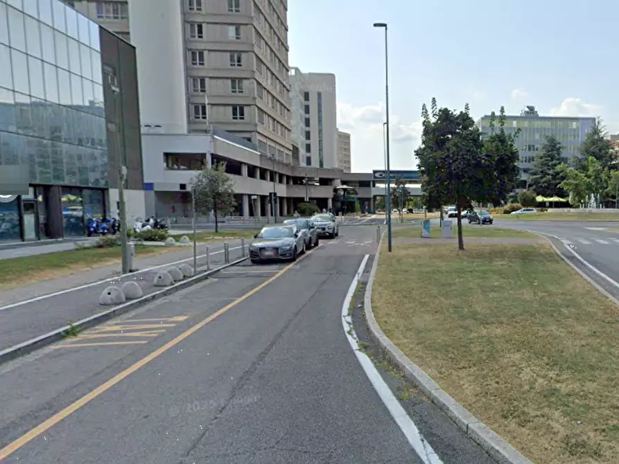 Immagine 6 di Ufficio in vendita  in Via Cefalonia a Brescia