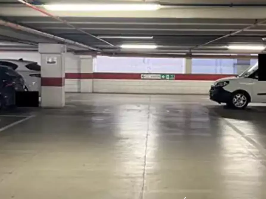 Immagine 11 di Ufficio in vendita  in Via Cefalonia a Brescia