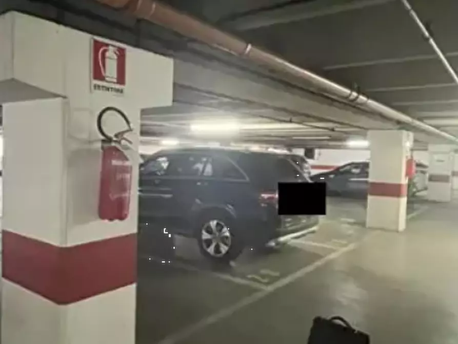 Immagine 12 di Ufficio in vendita  in Via Cefalonia a Brescia