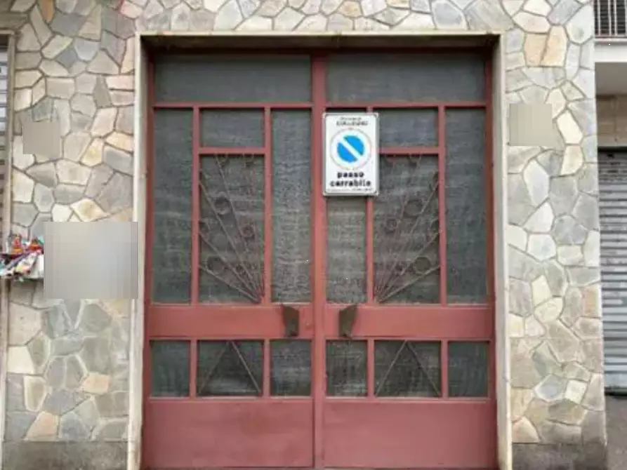 Immagine 4 di Negozio in vendita  in Via D. Cimarosa a Collegno