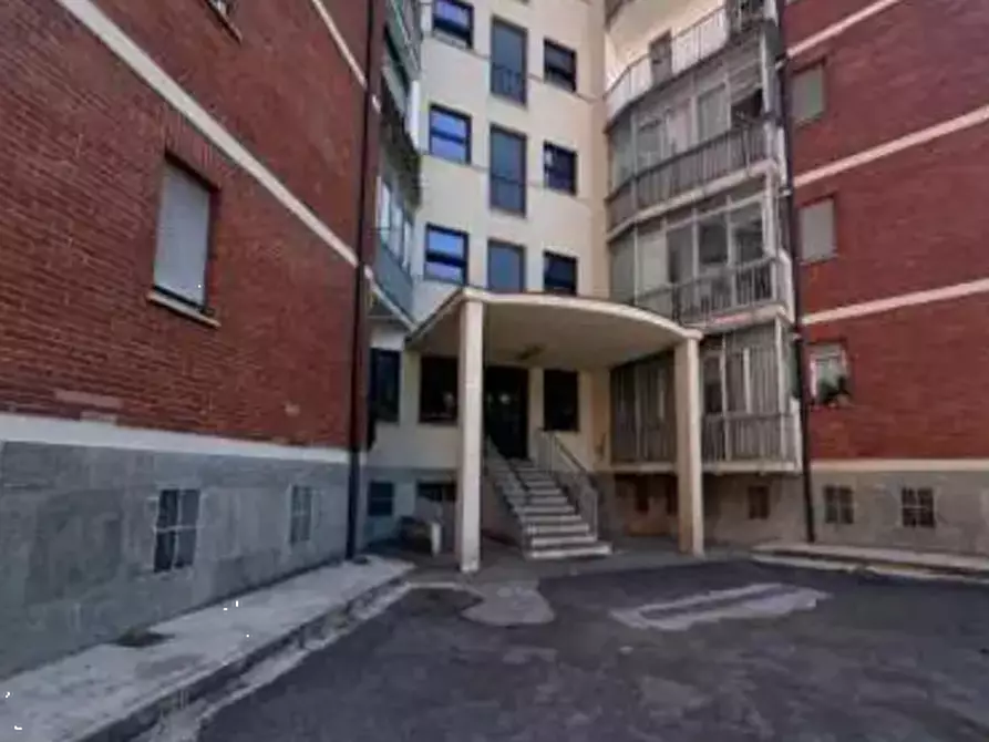 Immagine 3 di Appartamento in vendita  in Via delle Primule a Torino