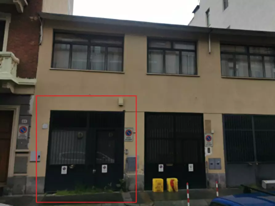 Immagine 1 di Laboratorio in vendita  in via Serrano  a Torino