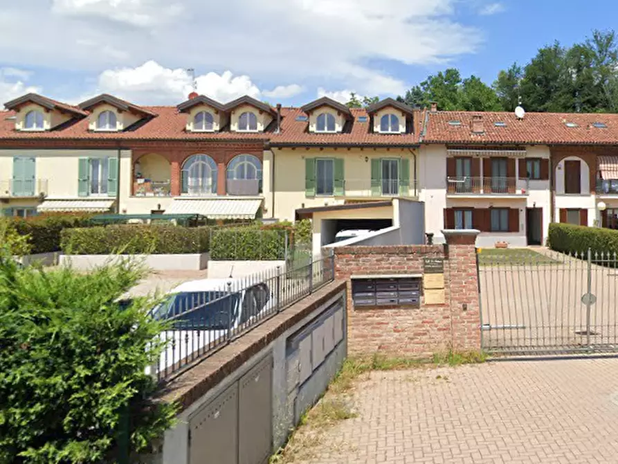 Immagine 8 di Appartamento in vendita  in Via Borgo Valentino a Arignano