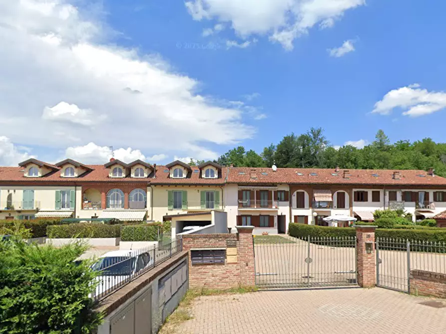 Immagine 10 di Appartamento in vendita  in Via Borgo Valentino a Arignano