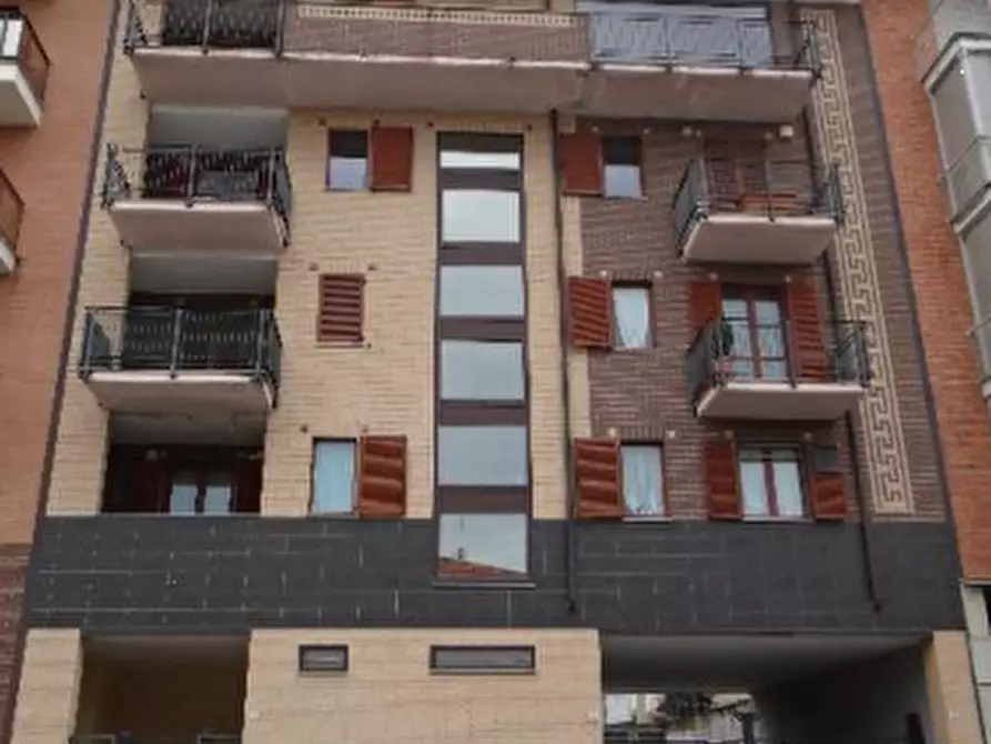 Immagine 1 di Appartamento in vendita  in Via Massari  a Torino