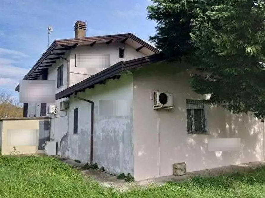 Immagine 2 di Casa indipendente in vendita  in Via Strada Ferrata a Pesaro